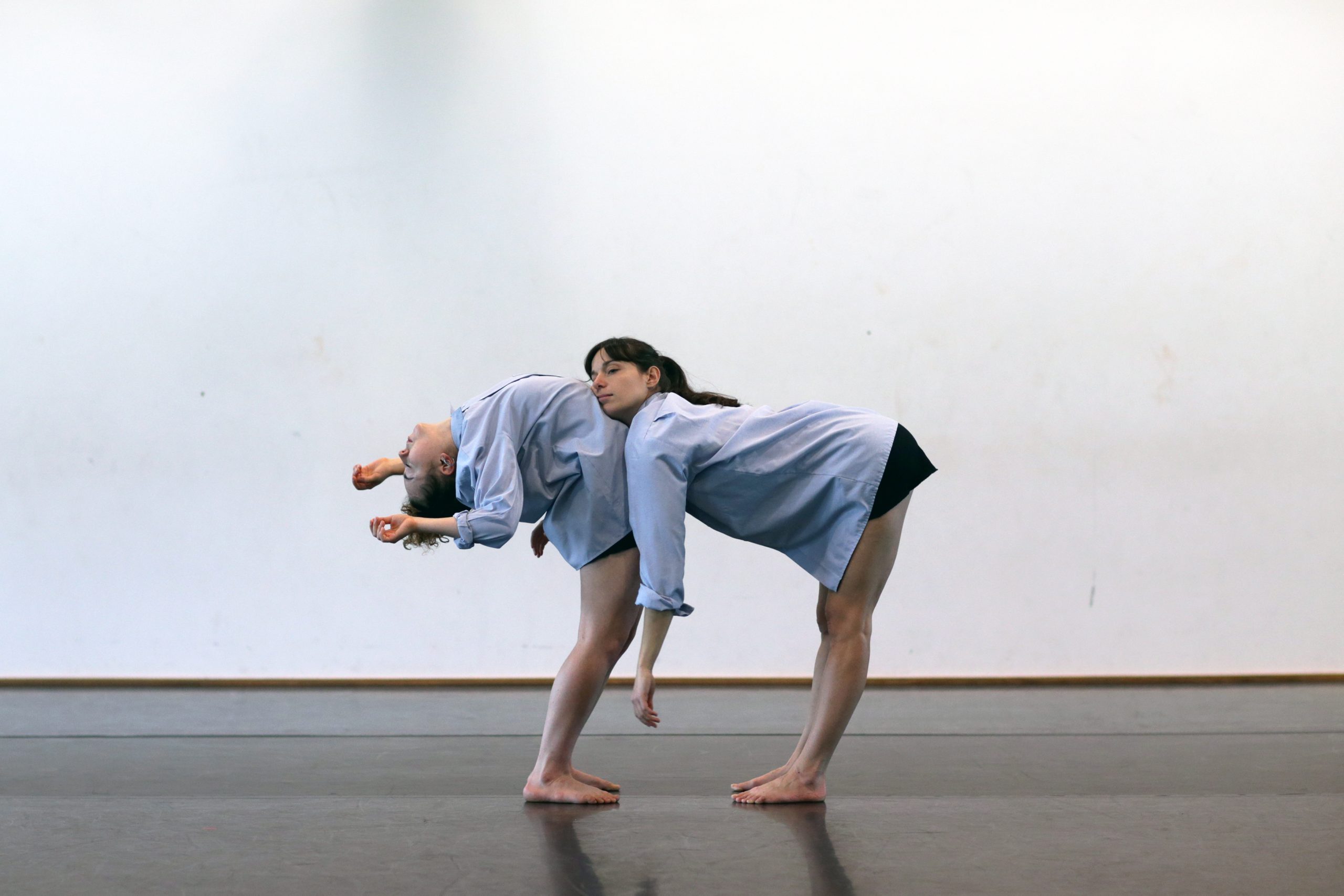 OUPS DANCE COMPANY